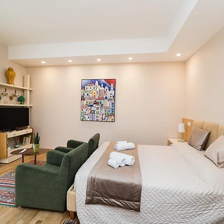 Goodstay Cianci Luxury בית הארחה 3*