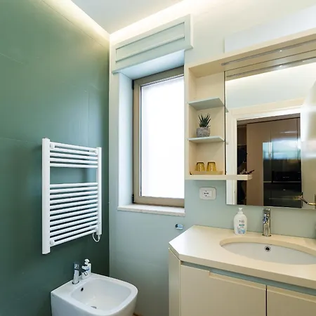 Goodstay Cianci Luxury בית הארחה 3*